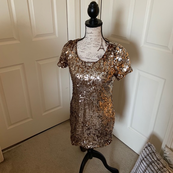 Dresses & Skirts - Sequined Dress